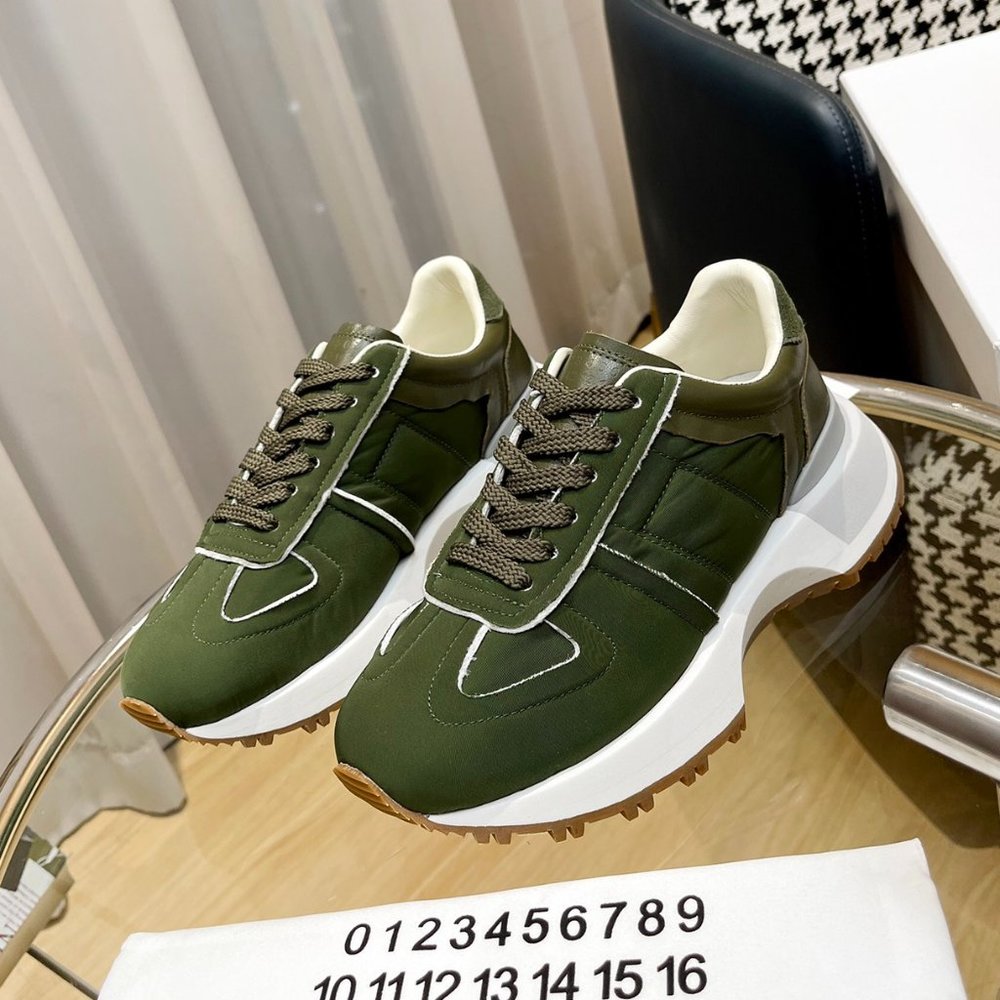 MAISON MARGIELA Women's Sneakers ♥ Green ♥
